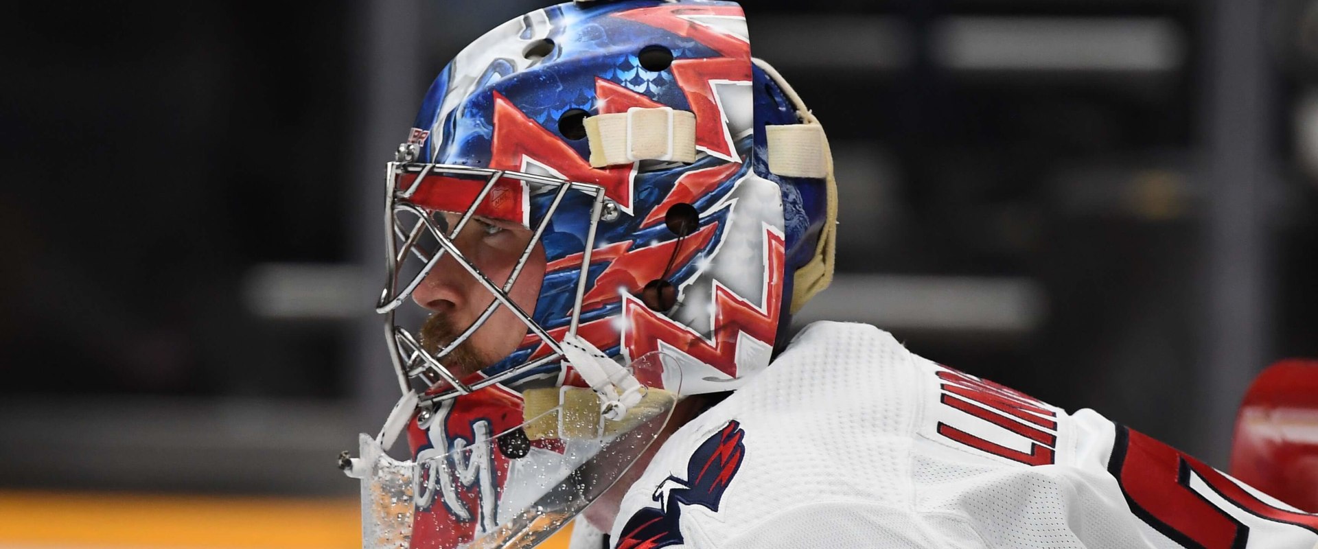 Using Goalies in Hockey Parlays: Tips and Strategies for Successful Bets